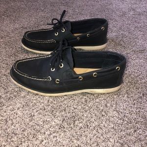 Black sperrys